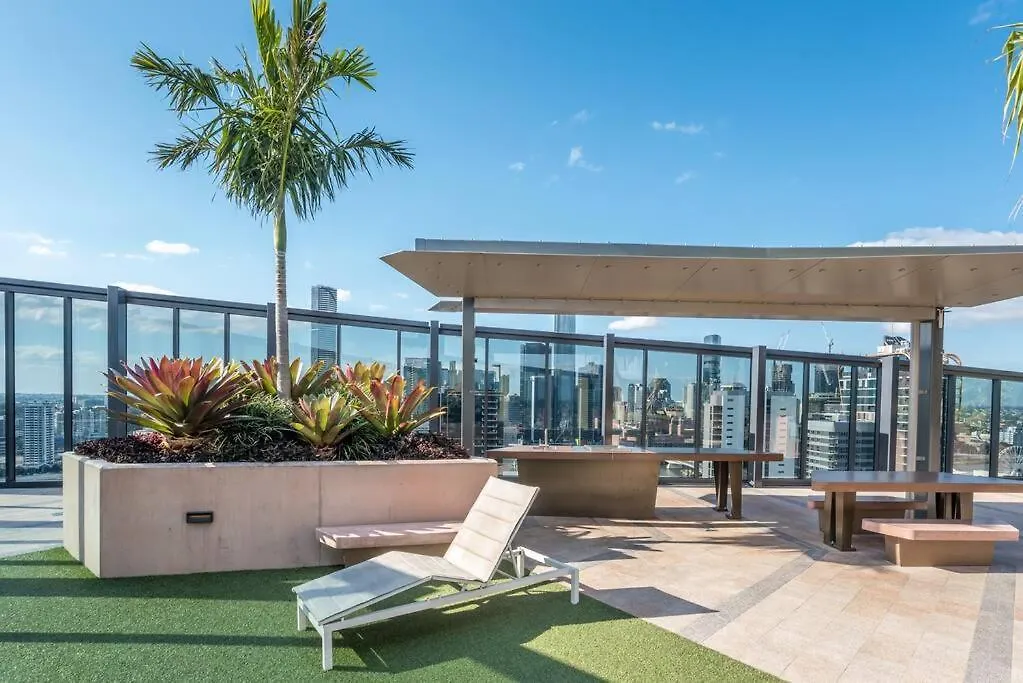 Convenient One-Bedroom Apartment In Brisbane Central Area